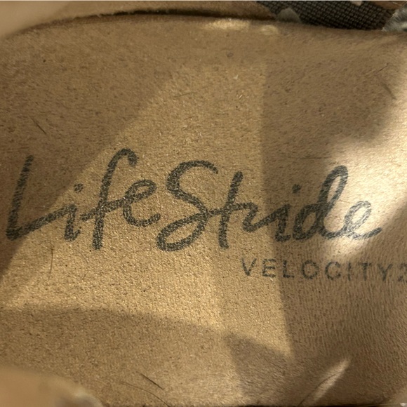 Life stride strap sandal with ankle zip - Picture 5 of 5